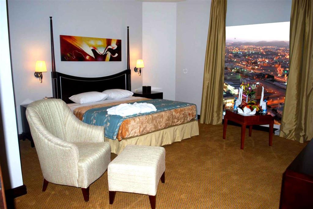 Hotel مينا بلازا الطائف Mena Plaza Taif Pokoj fotografie