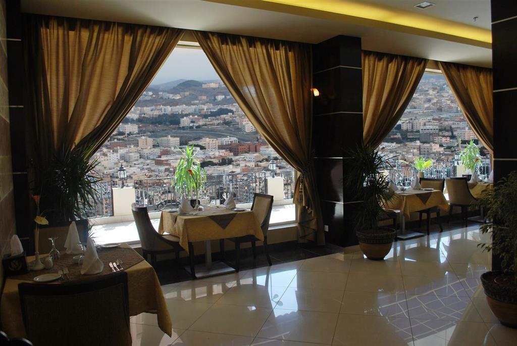 Hotel مينا بلازا الطائف Mena Plaza Taif Restaurace fotografie